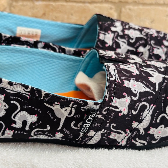 BOBS for Cats by Sketchers Black Cat Print Slip-On Shoes Women’s Size 7 - Picture 3 of 6